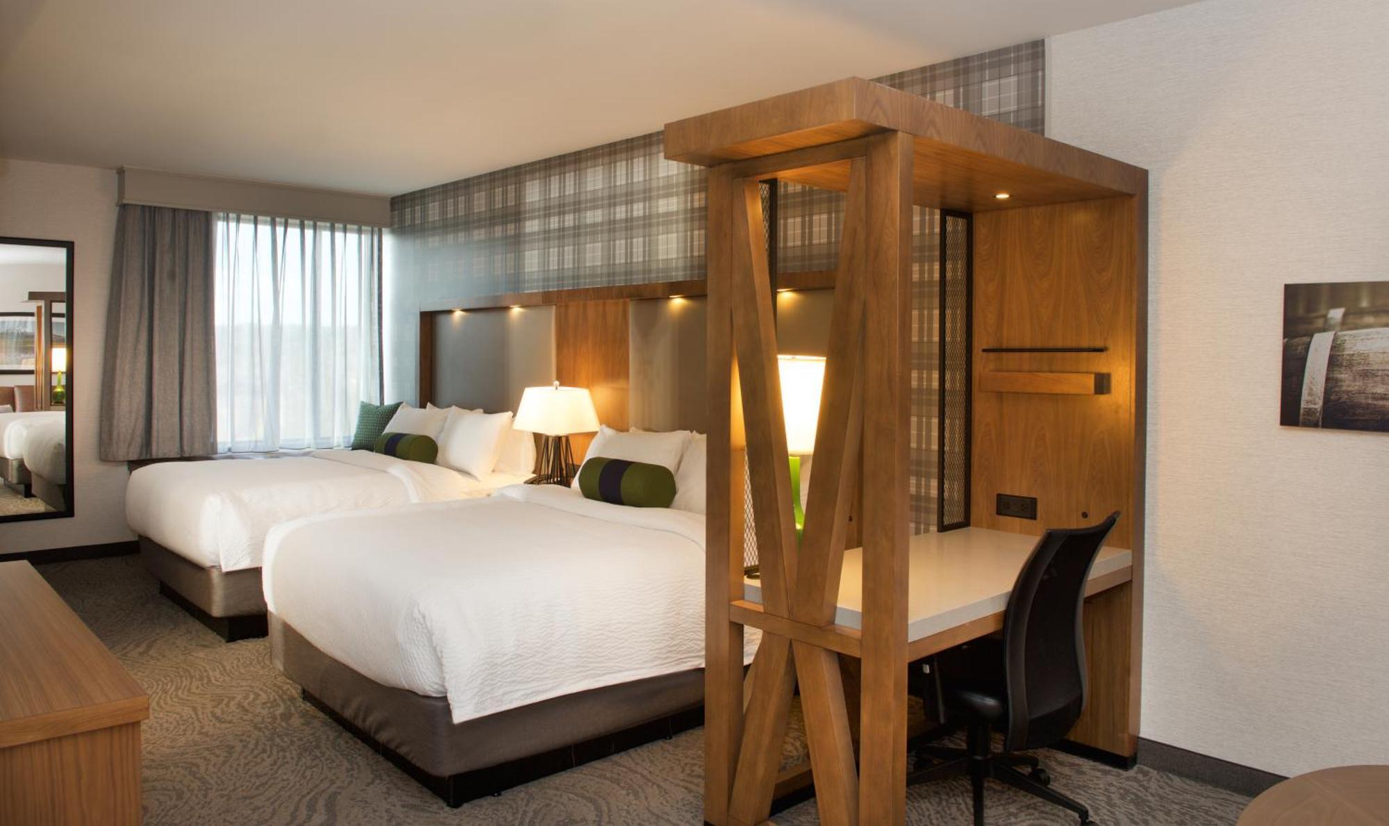 Springhill By Marriott 3*