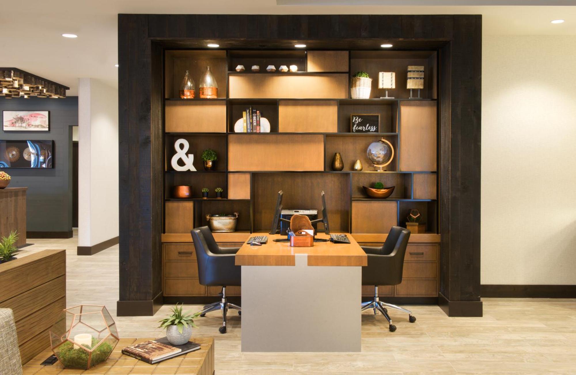 Hotel Springhill By Marriott Bend