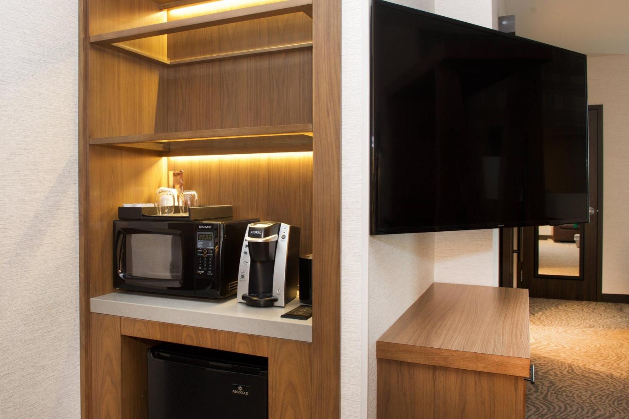 Springhill By Marriott Hotel 3*