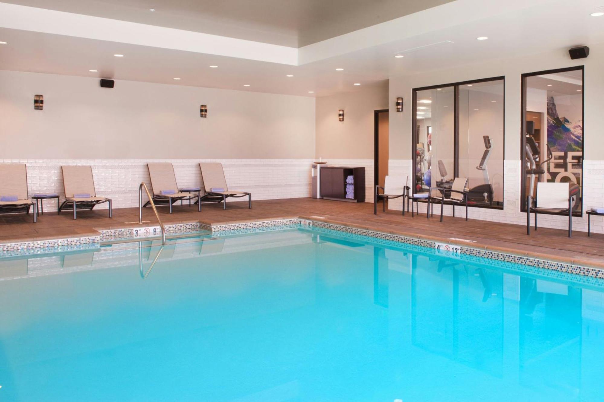 Hotel Springhill By Marriott